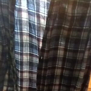 Chaps Black and White Plaid Casual Button Down Shirt